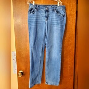 Maurices Light Blue Women’s Jeans